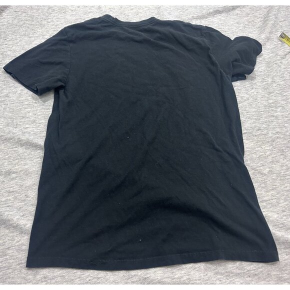 Old Navy Collectibles Friday the 13th T-shirt Men's Size Medium Graphic Short Sl - Picture 10 of 10